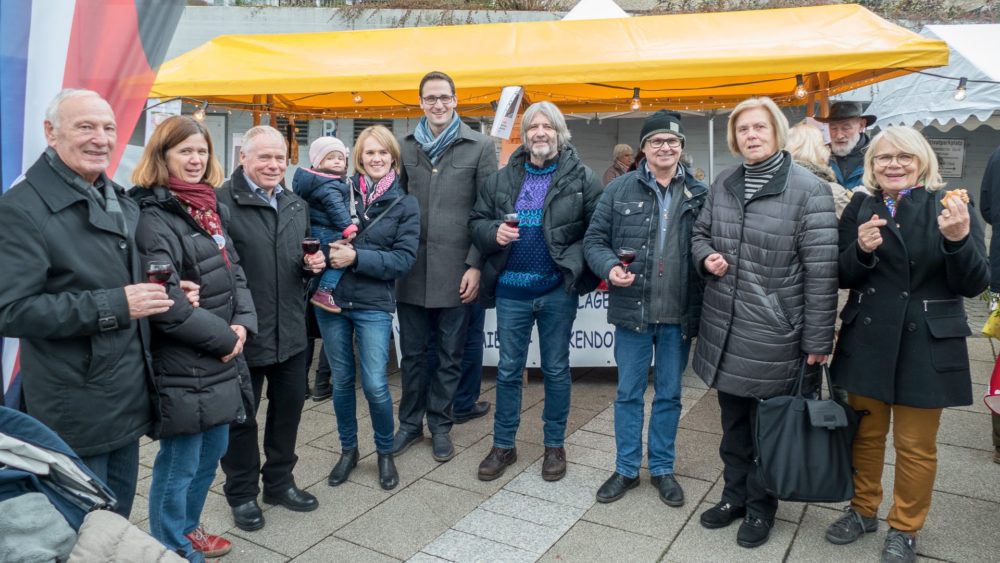 Le maire de Denkendorf et les organisateurs